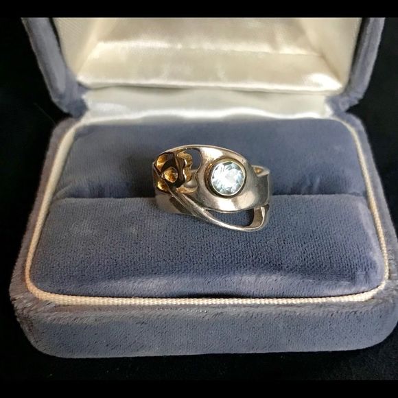 Silver ring with light blue stone size 6 - Picture 2 of 5